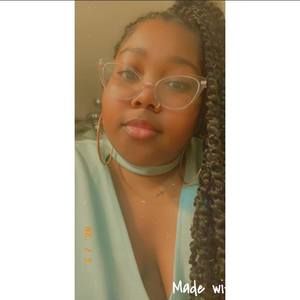 Meet your Posher, Tori